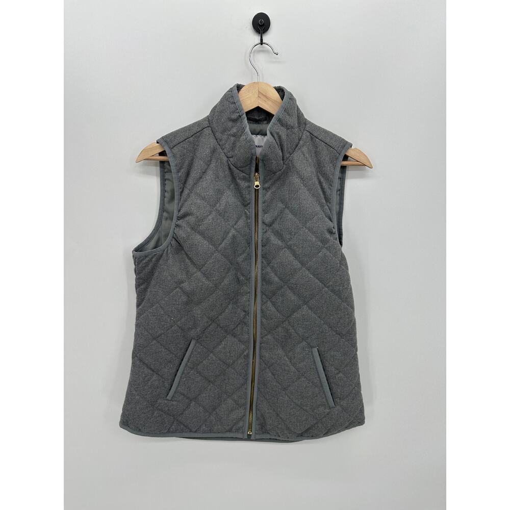 Old Navy Gray Quilted Vest Women Sz M Full Zip Winter Neutral Minimal‎ Lined